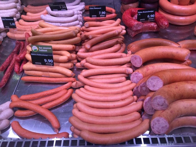 boutique-LA PENNE-min_sausages_meat_butchery-1069321